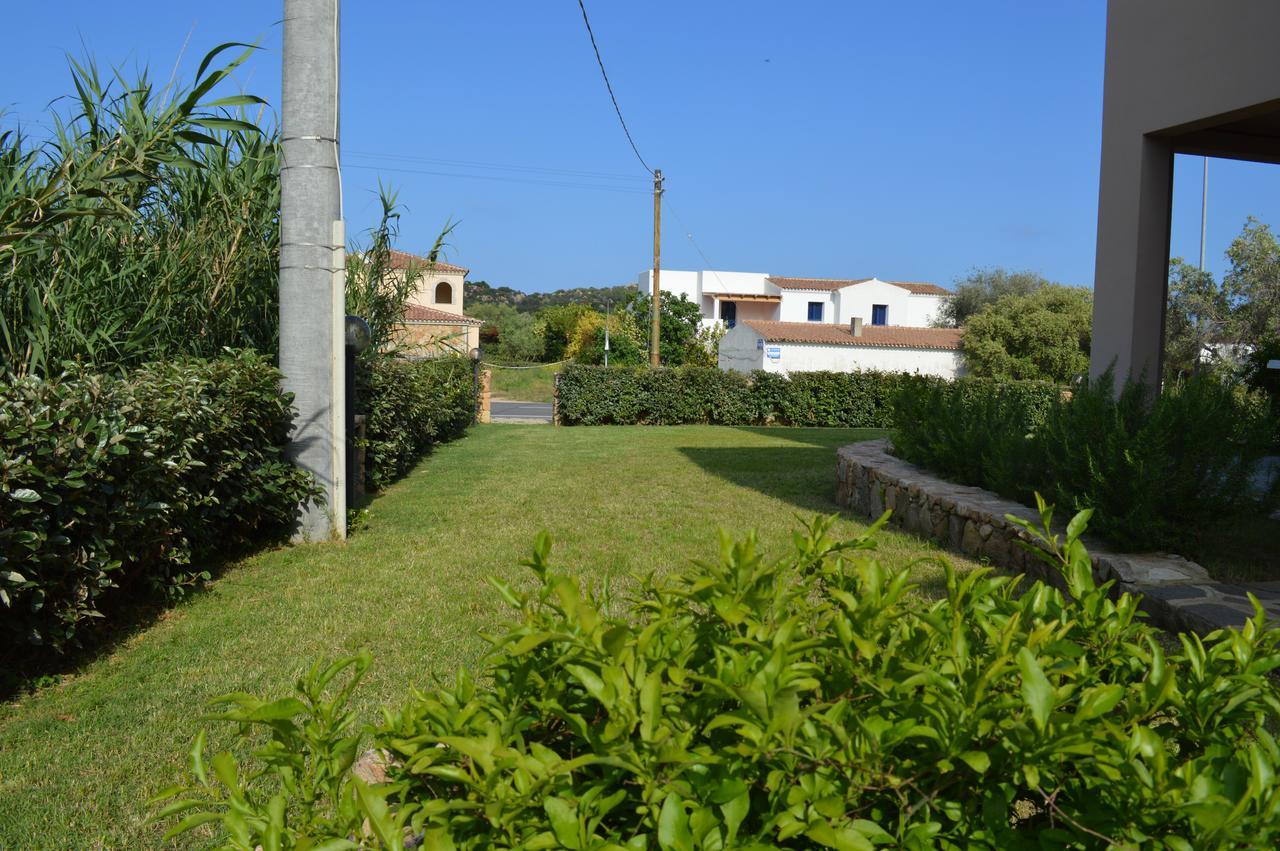 Guest Rooms Affittacamere San Teodoro  Exterior photo