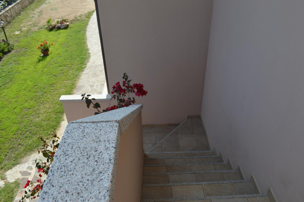 Guest Rooms Affittacamere San Teodoro  Exterior photo