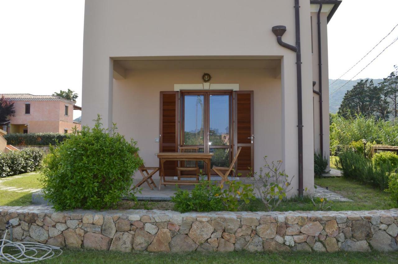 Guest Rooms Affittacamere San Teodoro  Exterior photo
